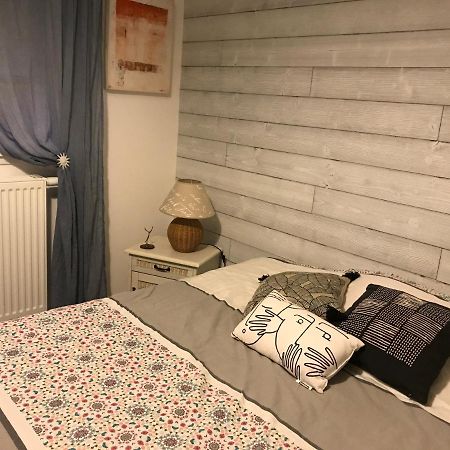 Jolie Chambre Dans Quartier Calme Eysines Eksteriør bilde