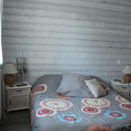 Jolie Chambre Dans Quartier Calme Eysines Eksteriør bilde