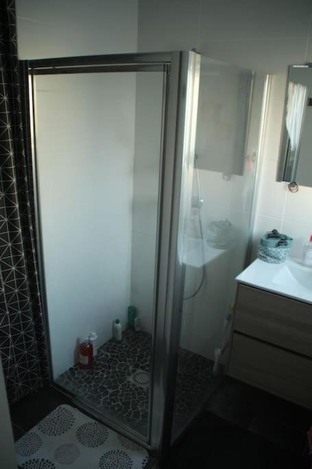 Jolie Chambre Dans Quartier Calme Eysines Eksteriør bilde