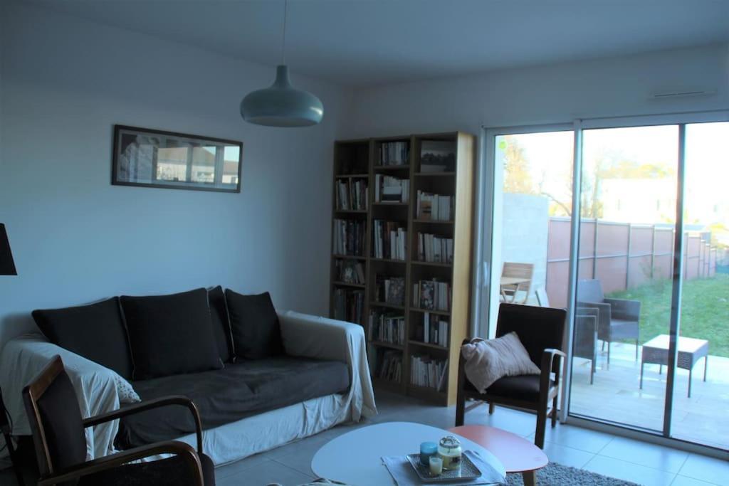Jolie Chambre Dans Quartier Calme Eysines Eksteriør bilde